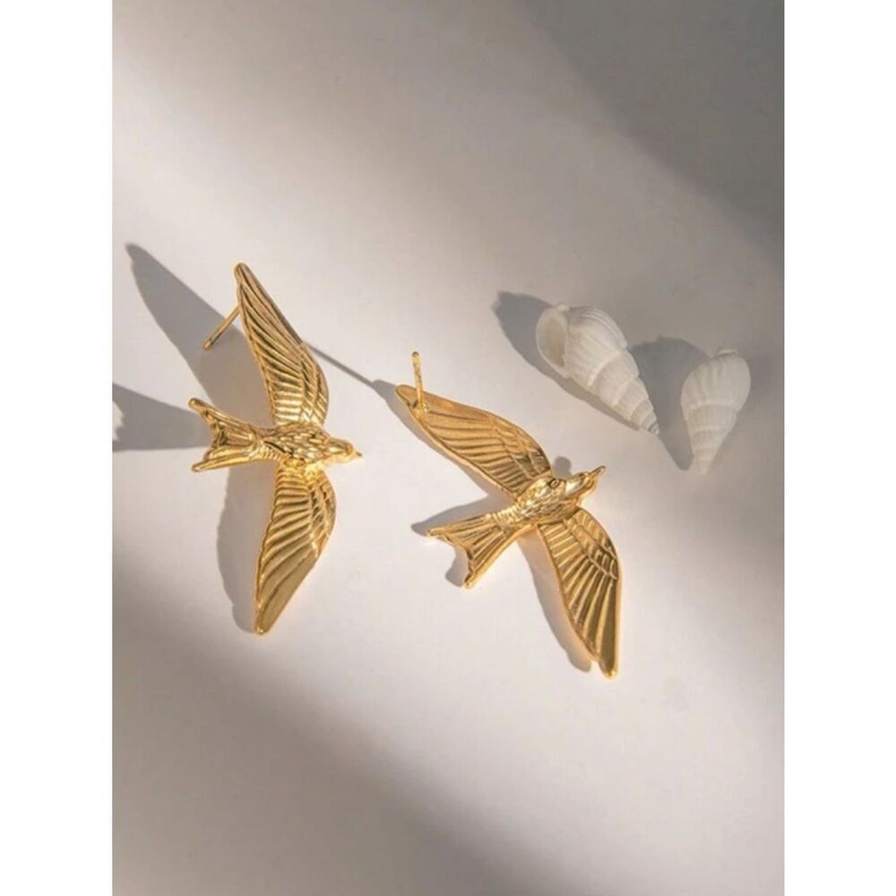 Gold Bird Wing Stud Earrings R376
